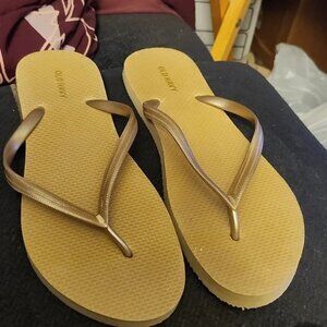 Woman's flip flops
